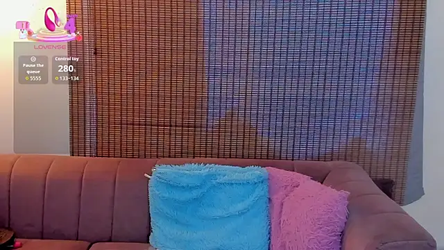 ariana cross online show from 11.05.25