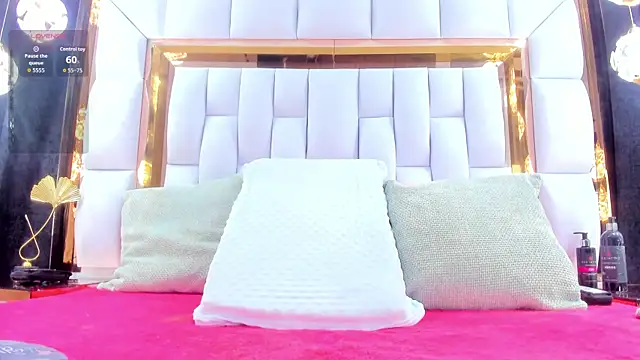 RileySweett online show from 11.15.25