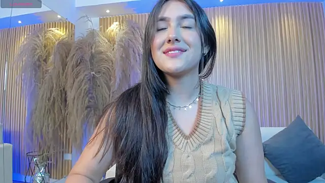 paulina sweett  online show from 03.19.25