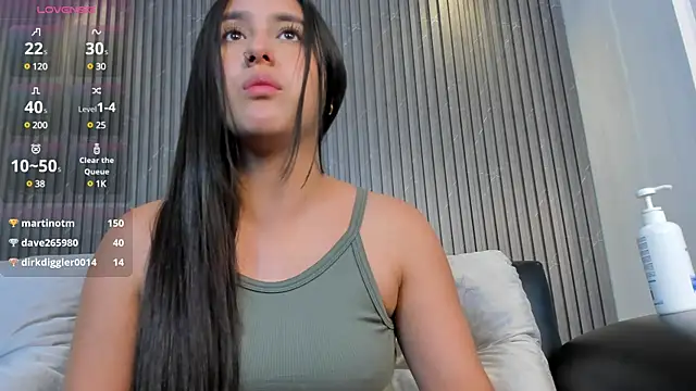 paulina sweett  online show from 03.22.25