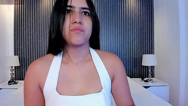 paulina sweett  online show from 06.17.26