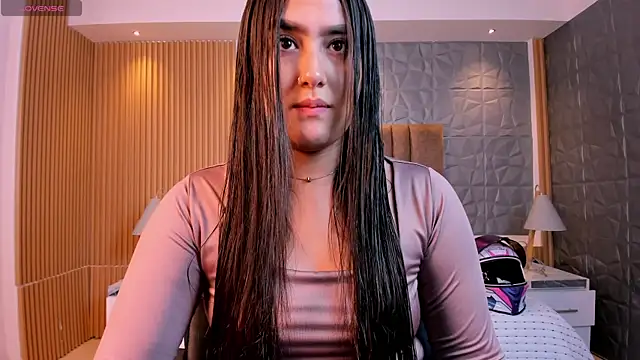 paulina sweett  online show from 07.08.26
