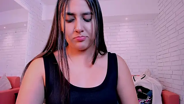 paulina sweett  online show from 07.24.26