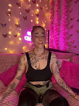 Chachou000 online show from 03.17.25