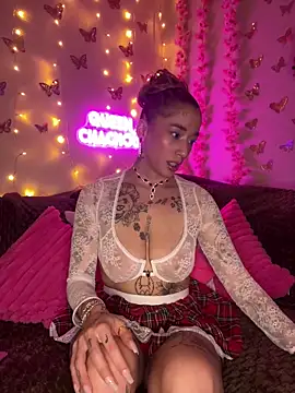 Chachou000 online show from 03.20.25