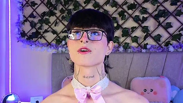 Snapshot of Baby_Xian chatting on 12.05.24 Baby Xian online show from 12.05.24