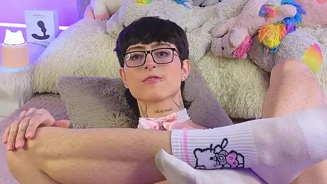 Snapshot of Baby_Xian chatting on 12.21.24 Baby Xian online show from 12.21.24