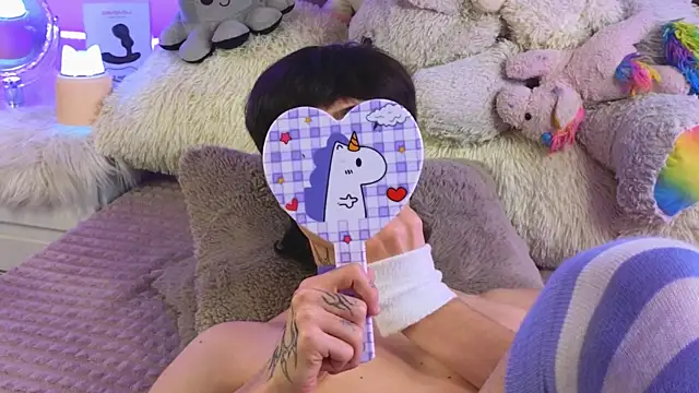 Snapshot of Baby_Xian chatting on 12.26.24 Baby Xian online show from 12.26.24