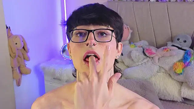 Snapshot of Baby_Xian chatting on 12.28.24 Baby Xian online show from 12.28.24