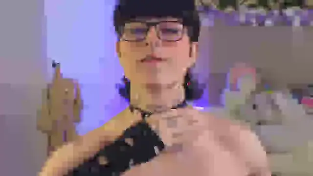 Snapshot of Baby_Xian chatting on 01.28.25 Baby Xian online show from 01.28.25