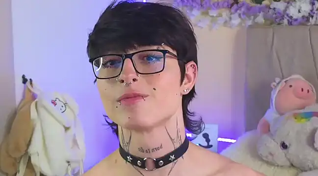 Snapshot of Baby_Xian chatting on 02.12.25 Baby Xian online show from 02.12.25