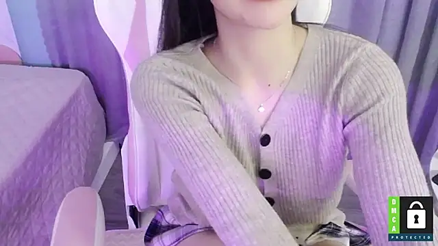 Snapshot of San___San chatting on 02.15.25 San San online show from 02.15.25