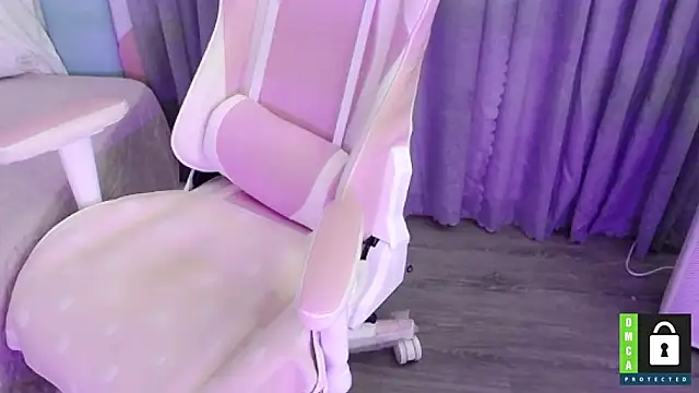 Snapshot of San___San chatting on 03.06.25 San San online show from 03.06.25