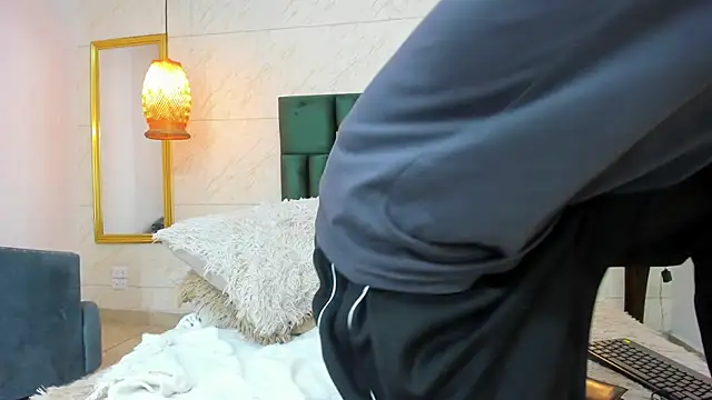 Levy Steve online show from 09.12.25