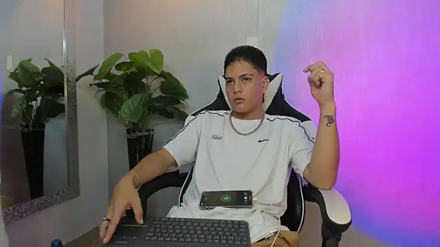 Levy Steve online show from 11.24.25