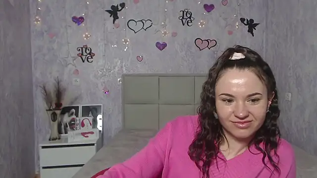 KaraCriegs online show from 03.02.25