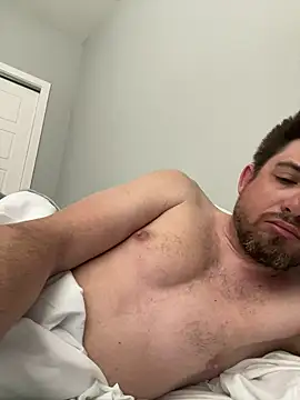 Snapshot of caliguy37 chatting on 03.08.25 caliguy37 online show from 03.08.25