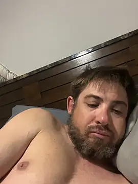 Snapshot of caliguy37 chatting on 02.10.26 caliguy37 online show from 02.10.26