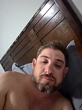 Snapshot of caliguy37 chatting on 04.04.26 caliguy37 online show from 04.04.26