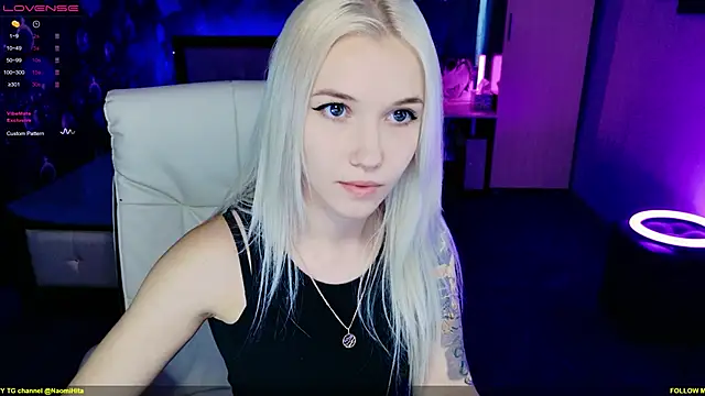 Snapshot of ShhhO_O chatting on 09.12.25 ShhhO O online show from 09.12.25