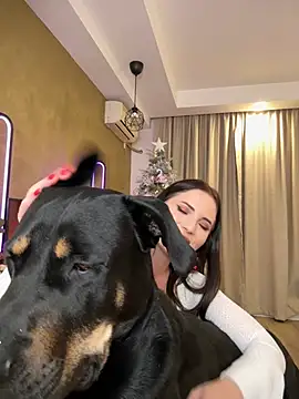 AvaGianna online show from 12.21.24