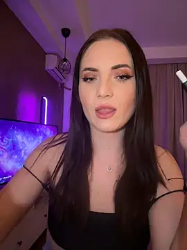 AvaGianna online show from 01.21.25