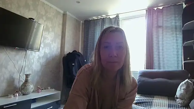 Snapshot of WindChristy chatting on 03.16.26 WindChristy online show from 03.16.26