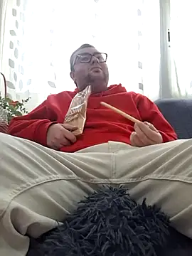 Javier bear online show from 12.04.25