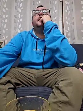 Javier bear online show from 01.06.26