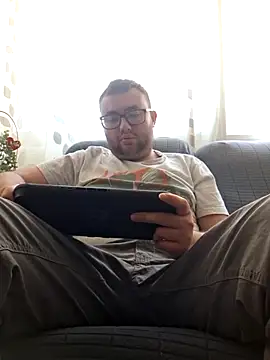 Javier bear online show from 04.28.26