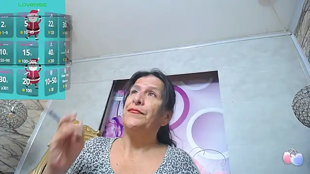 Snapshot of karito_mature17 chatting on 11.29.25 karito mature17 online show from 11.29.25