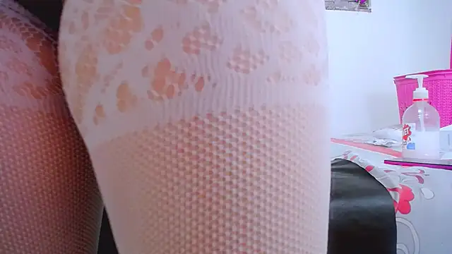 MaidenGame online show from 10.10.25