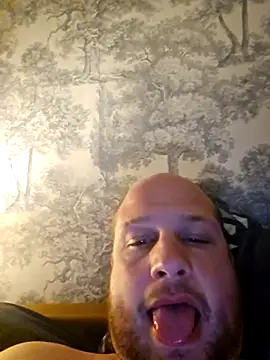 Snapshot of destructeur6 chatting on 04.08.26 destructeur6 online show from 04.08.26