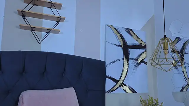 mailin18 online show from 09.12.25