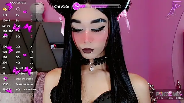 kimMaddiee online show from 12.10.24