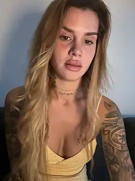 EmiliaCatalina online show from 01.16.26