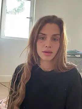 EmiliaCatalina online show from 02.28.26