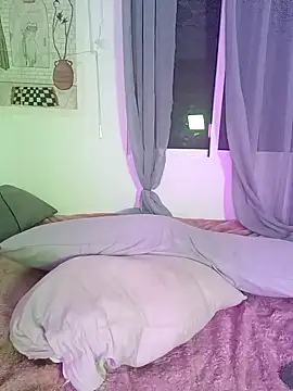 LillyAmore online show from 01.18.25