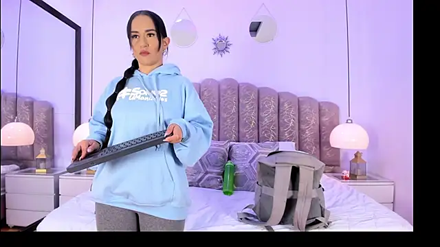 victoria cooper3 online show from 03.12.26