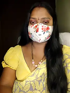 Snapshot of vani-09 chatting on 12.18.24 vani-09 online show from 12.18.24