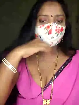 Snapshot of vani-09 chatting on 12.19.24 vani-09 online show from 12.19.24