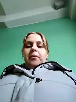 Lady nice cat online show from 02.16.25