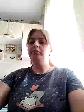 Lady nice cat online show from 02.22.25