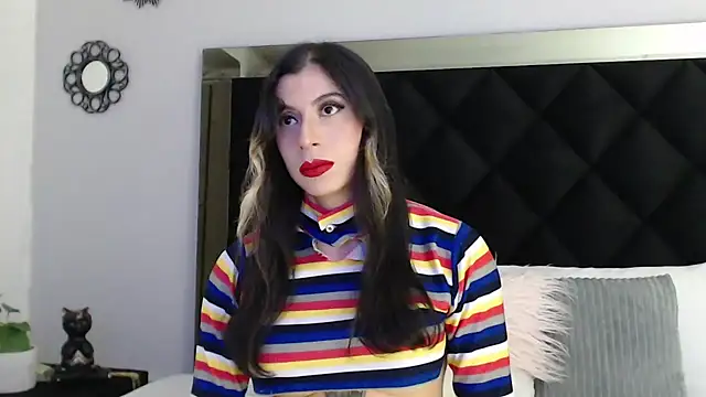 KinaCooper online show from 09.27.25