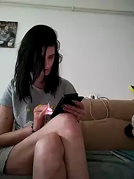 Snapshot of LauraBaby chatting on 12.23.24 LauraBaby online show from 12.23.24