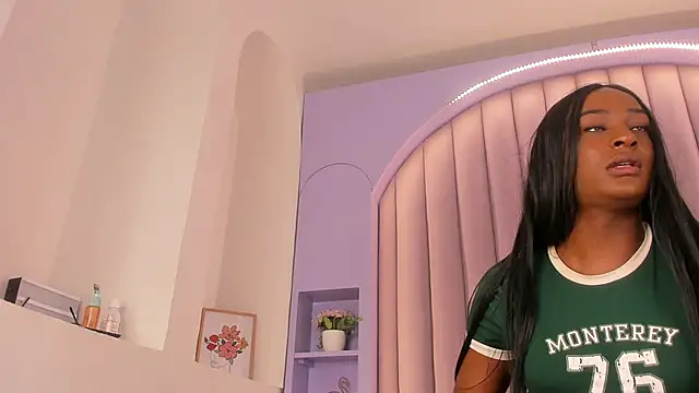 nahomi campbell online show from 02.12.25