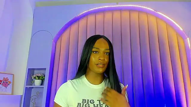 nahomi campbell online show from 03.03.25