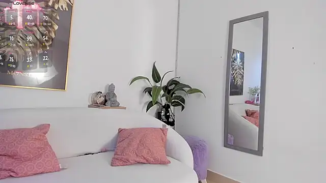 Snapshot of Amina_hafsa chatting on 10.23.25 Amina hafsa online show from 10.23.25