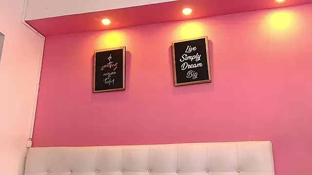 daddyissuesss  online show from 01.29.25