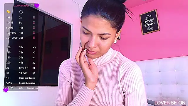 daddyissuesss  online show from 03.08.25